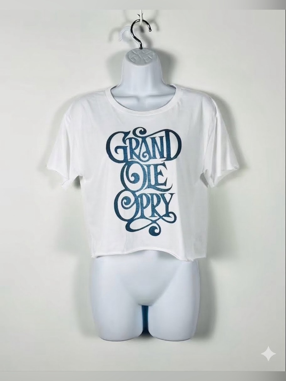 Grand Ole Opry White Lightweight Soft Print Crop Tee Size Large